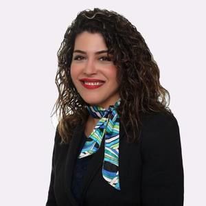 Meet your Posher, Roxana